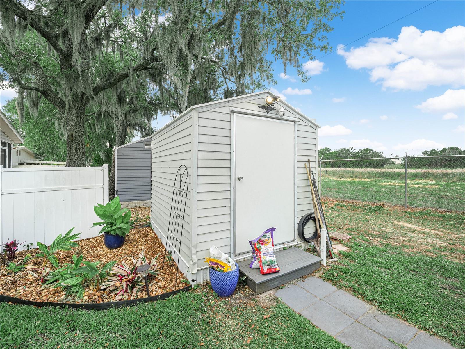 24 Silversides St Property Photo 28