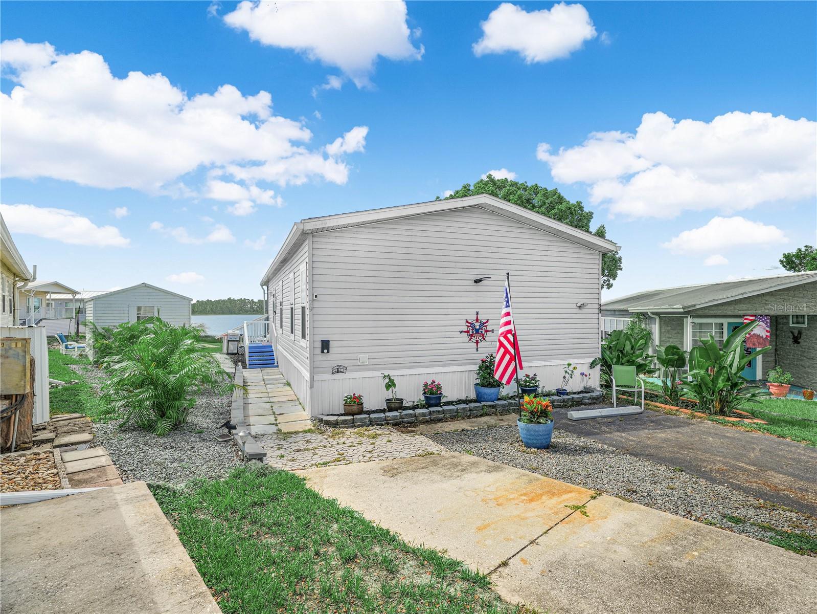 29 Woodruff Way Property Photo