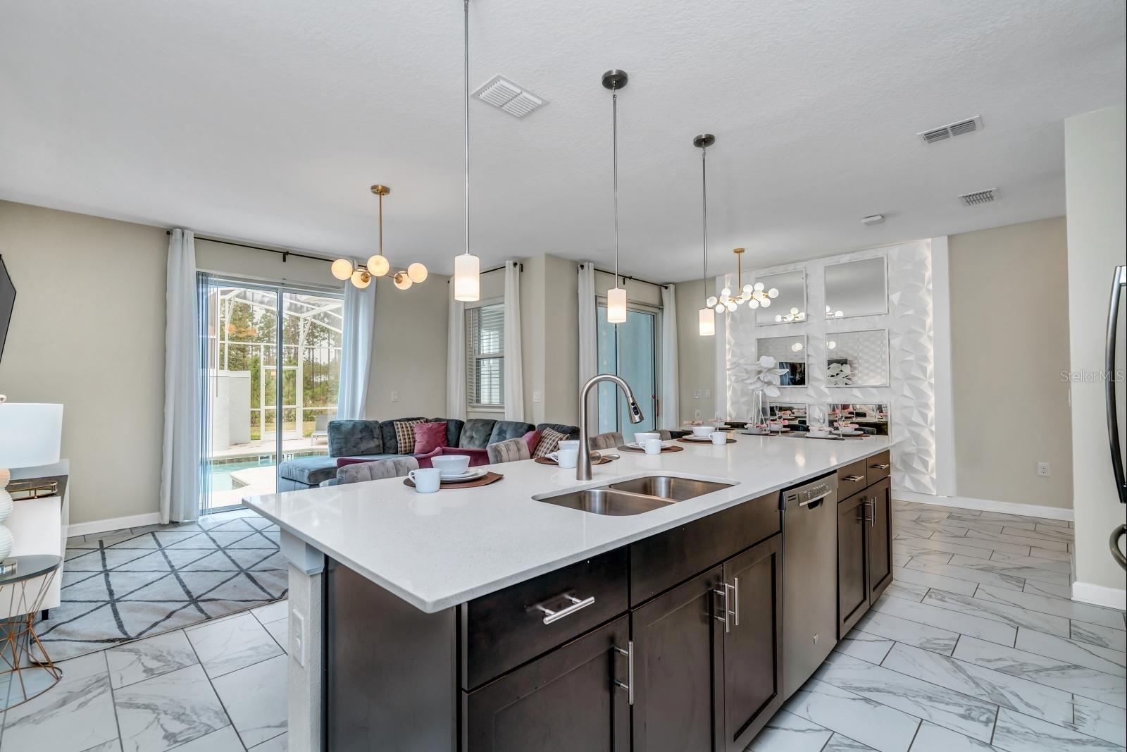640 Pebble Beach Dr Property Photo 4