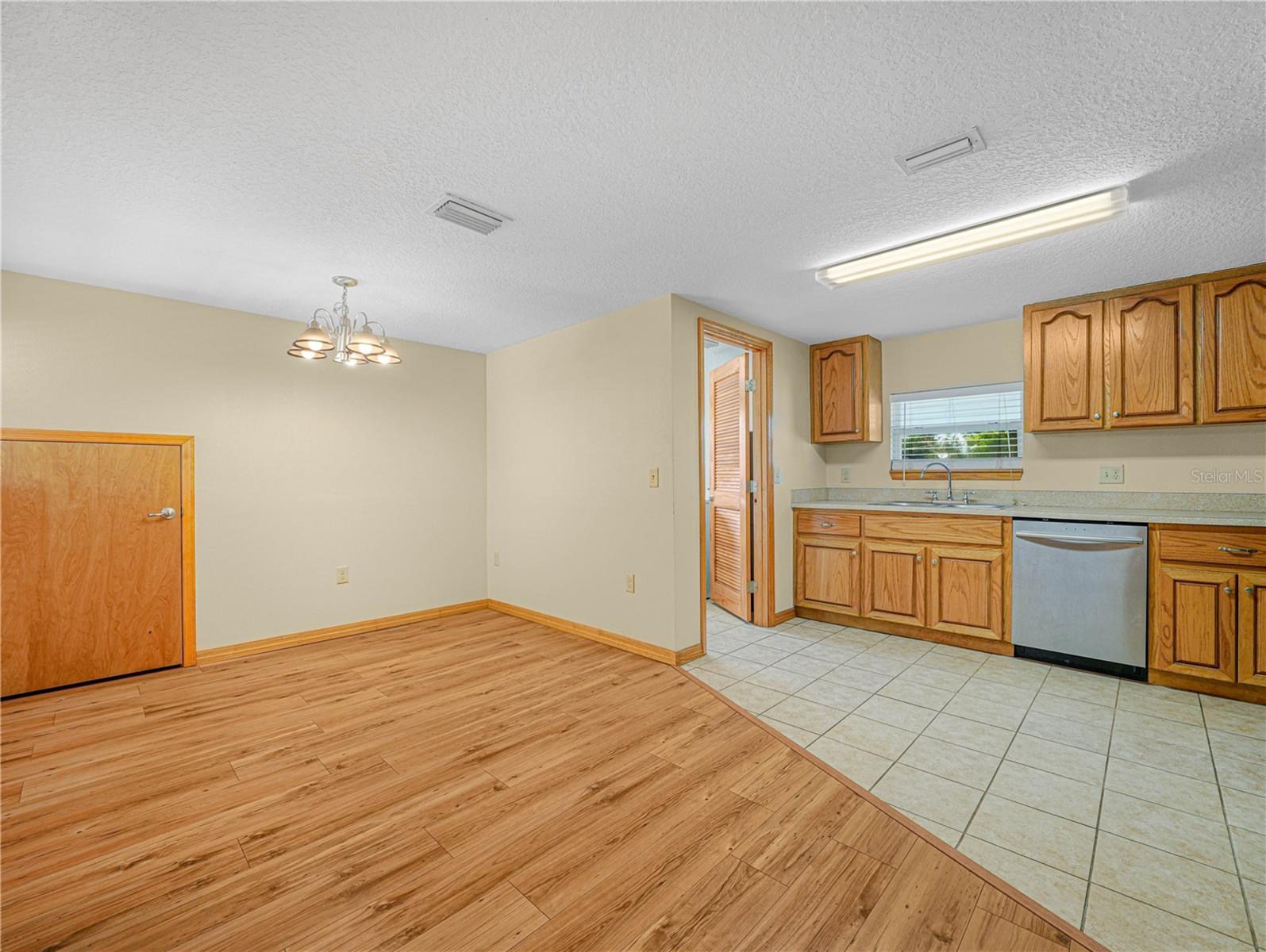 1213 Cherokee Dr Property Photo 8