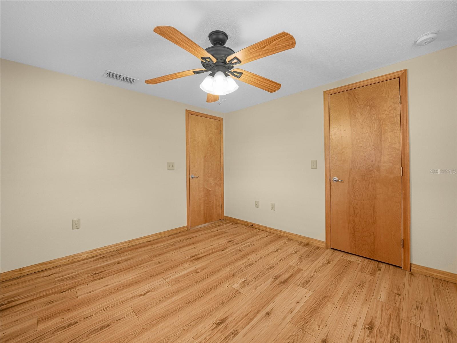 1213 Cherokee Dr Property Photo 11