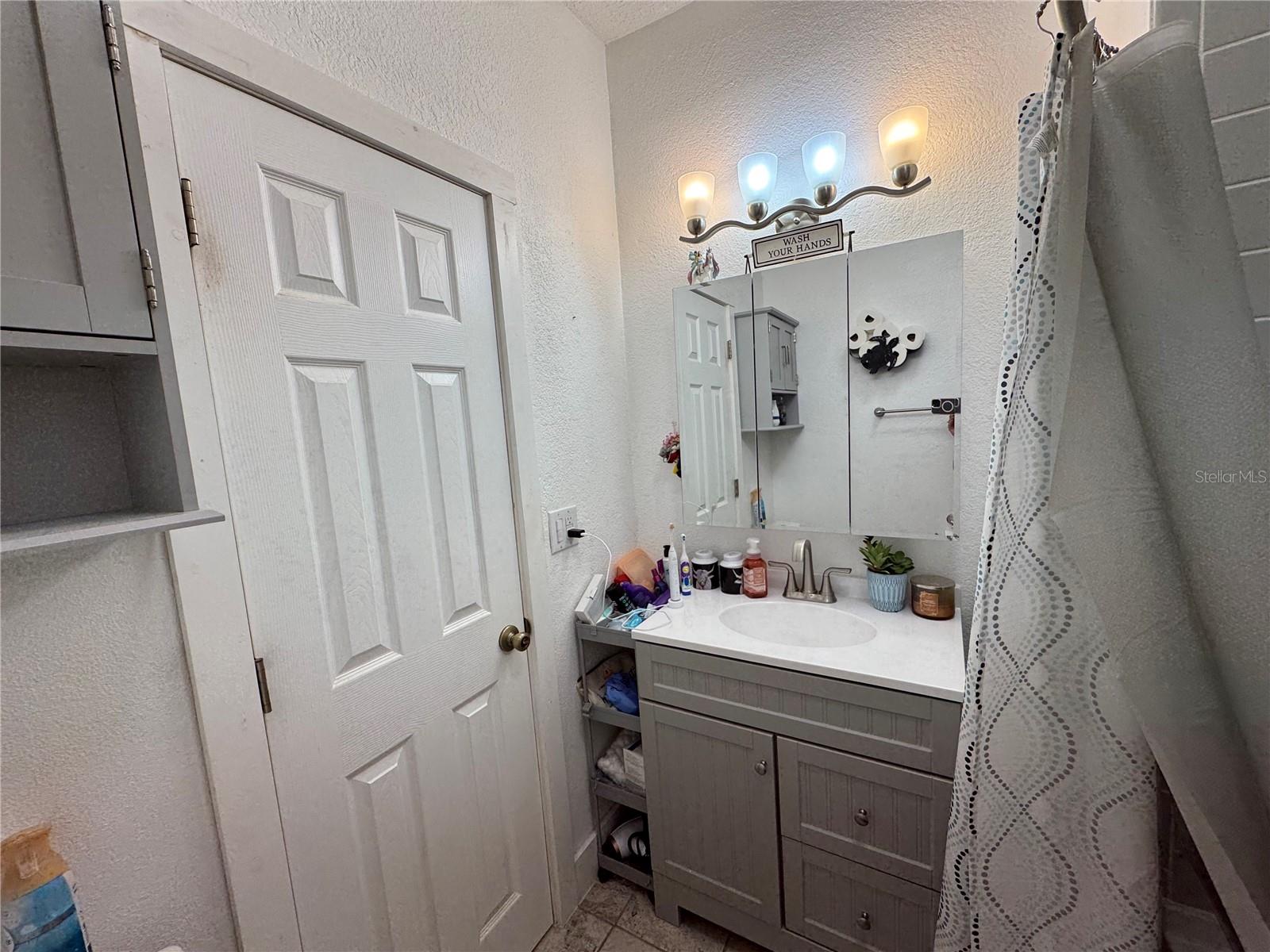 398 Virginia St Property Photo 28
