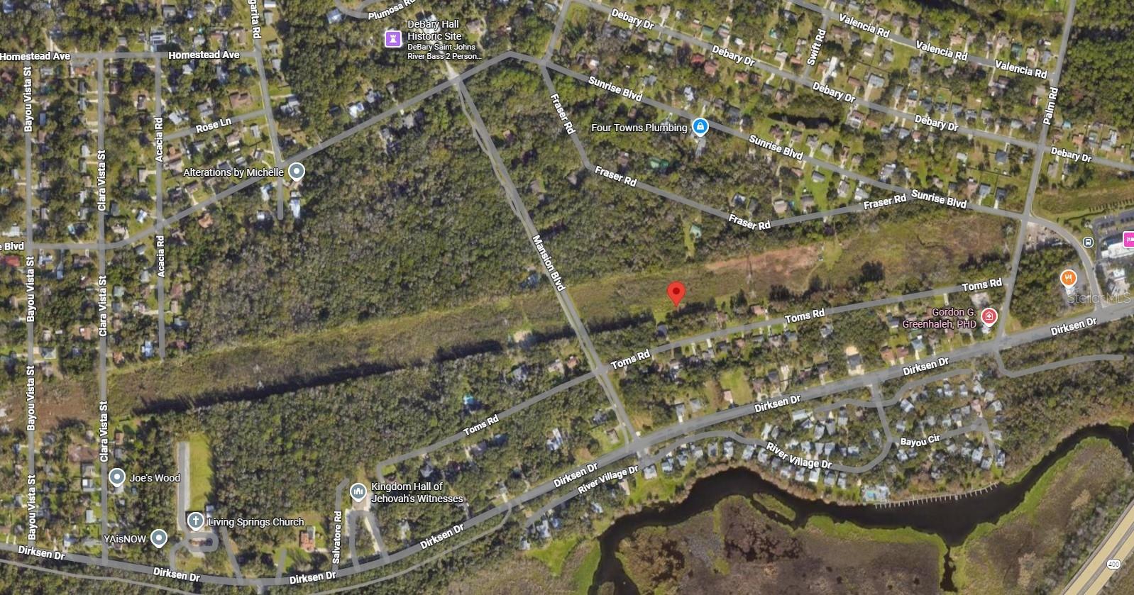 240 Toms Rd Property Photo 2