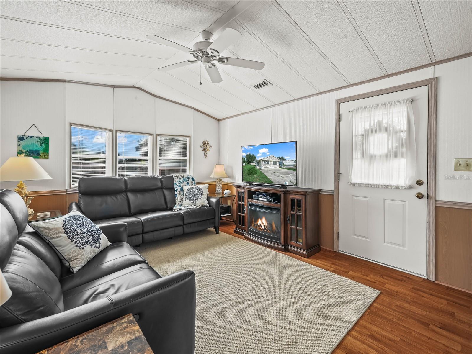 108 Silversides St Property Photo 8