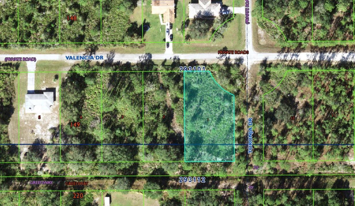 901 VALENCIA DR Property Photo 1