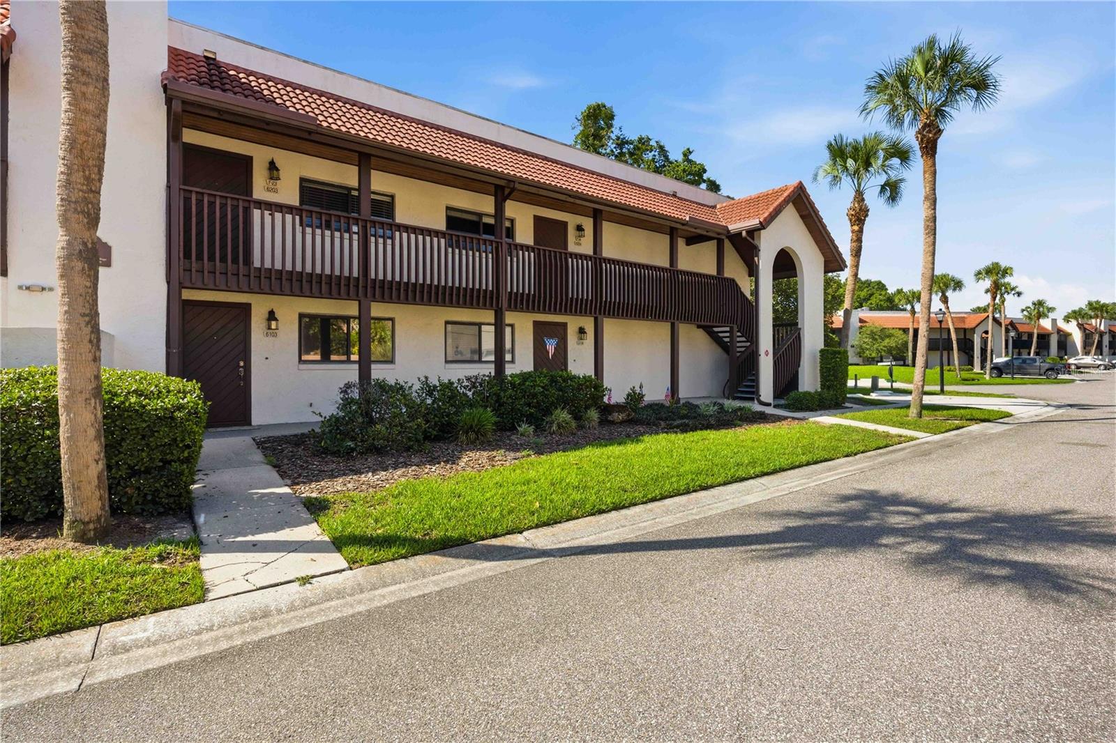 6204 Country Club Dr #f24 Property Photo 2