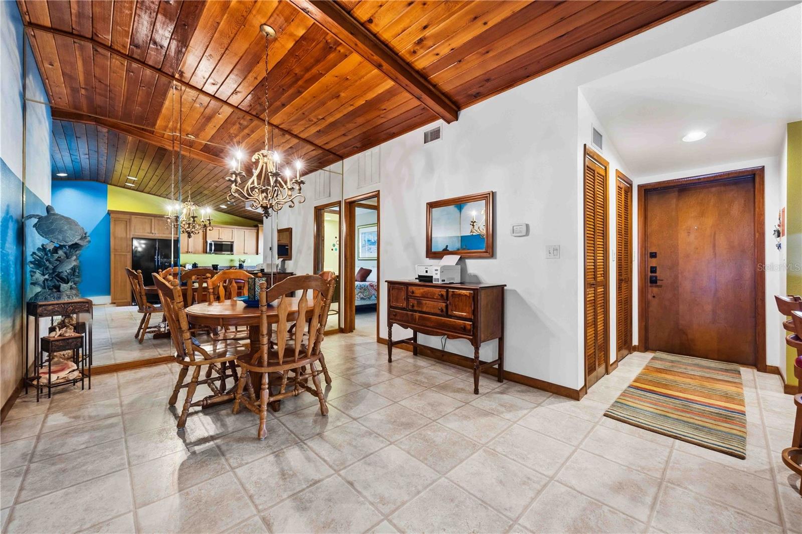 6204 Country Club Dr #f24 Property Photo 7