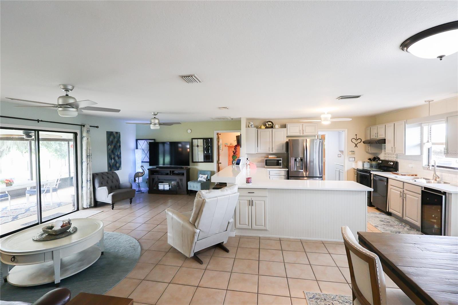 5015 Twin Lakes Ln Property Photo 5