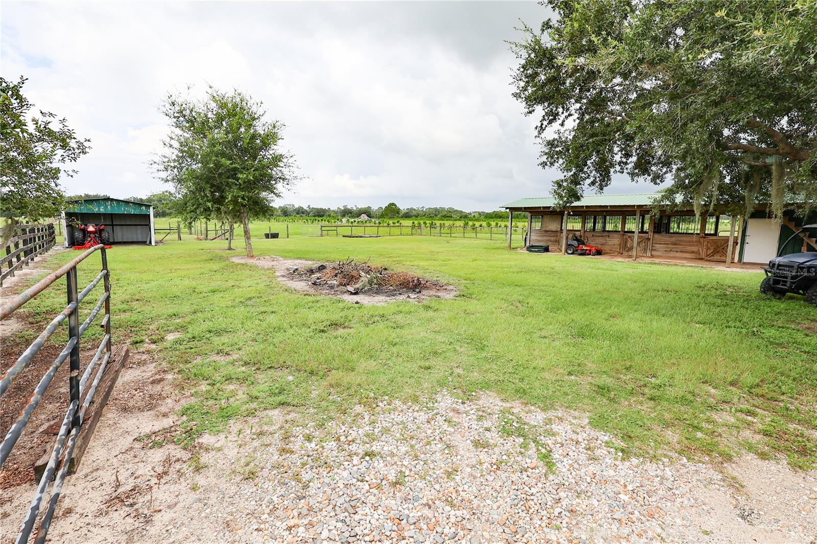 5015 Twin Lakes Ln Property Photo 38