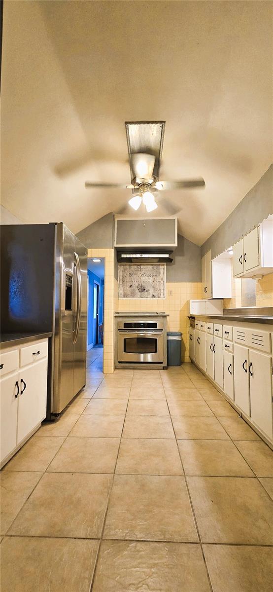 240 Masterpiece Rd Property Photo 4