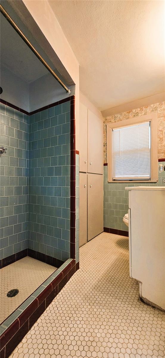 240 Masterpiece Rd Property Photo 9