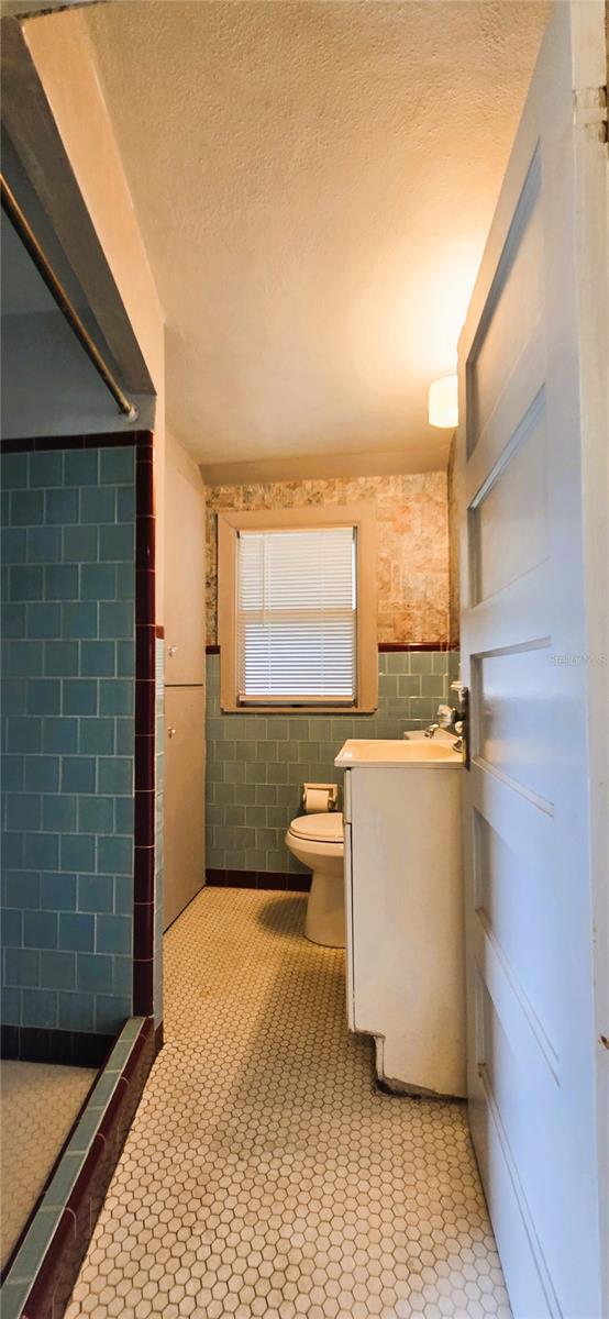 240 Masterpiece Rd Property Photo 10