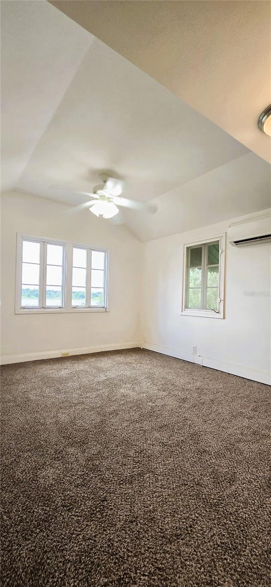 240 Masterpiece Rd Property Photo 12