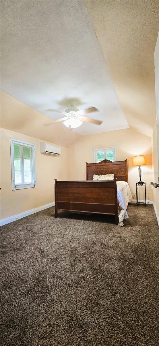 240 Masterpiece Rd Property Photo 13