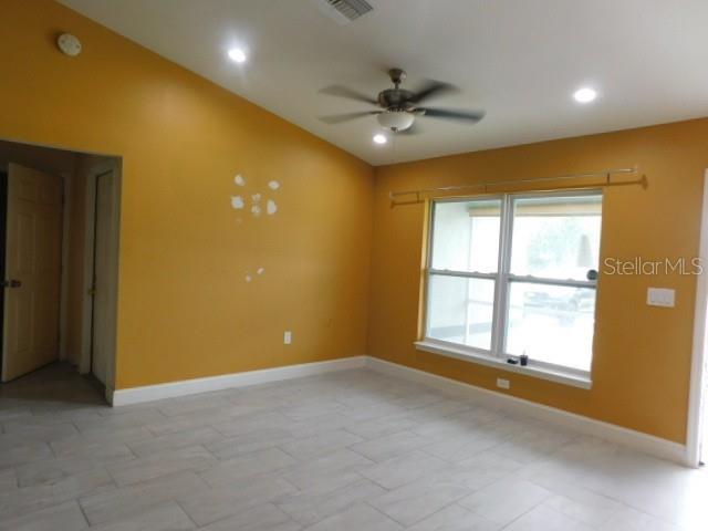 3724 Tracy St Property Photo 2