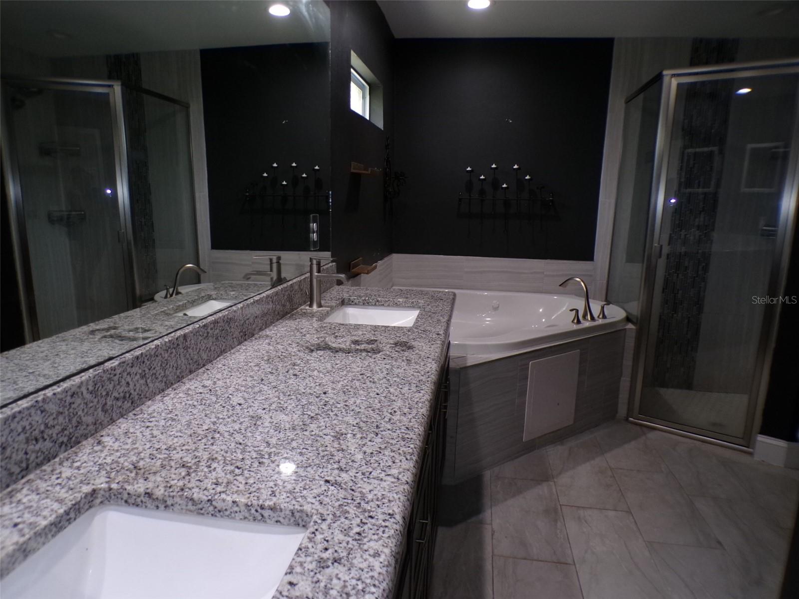 3724 Tracy St Property Photo 11