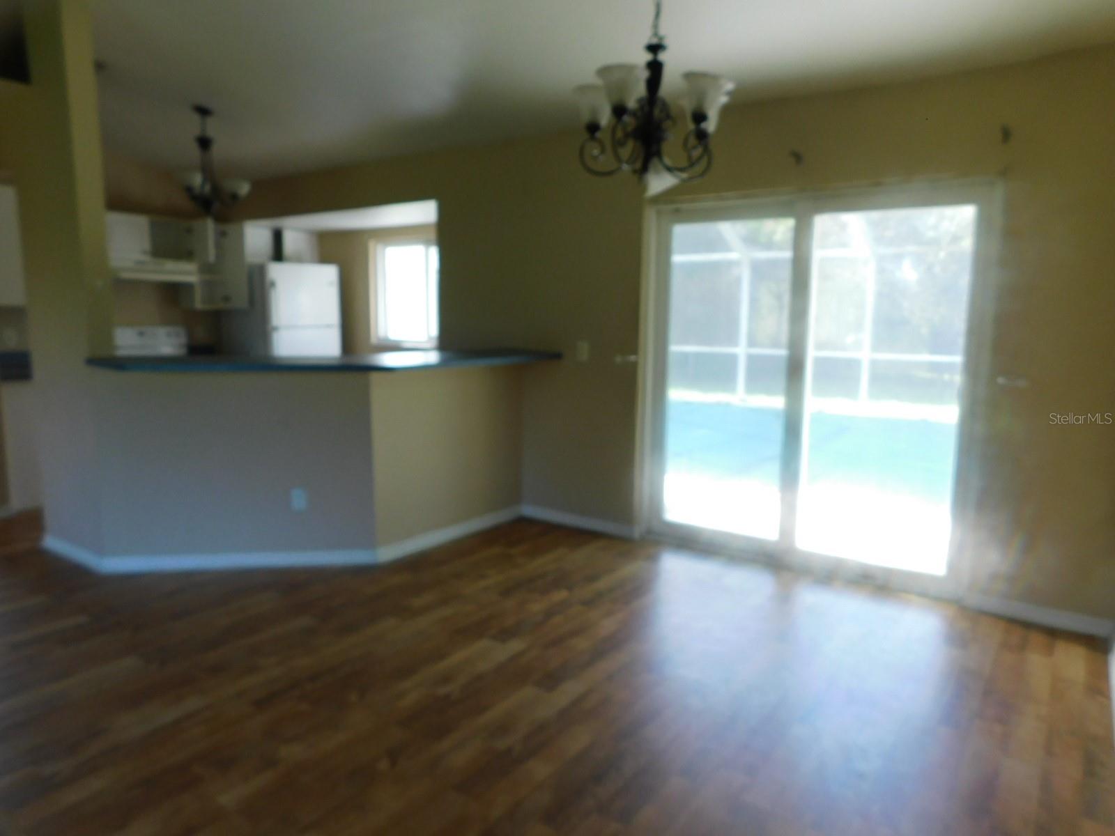 2637 Tishman Ave Property Photo 4