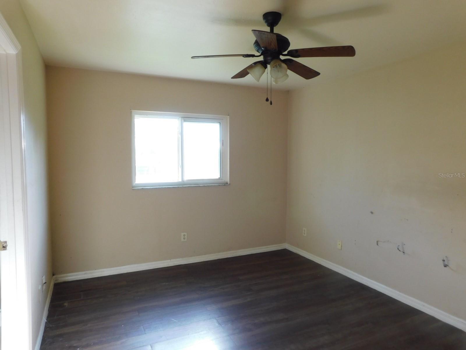 2637 Tishman Ave Property Photo 6