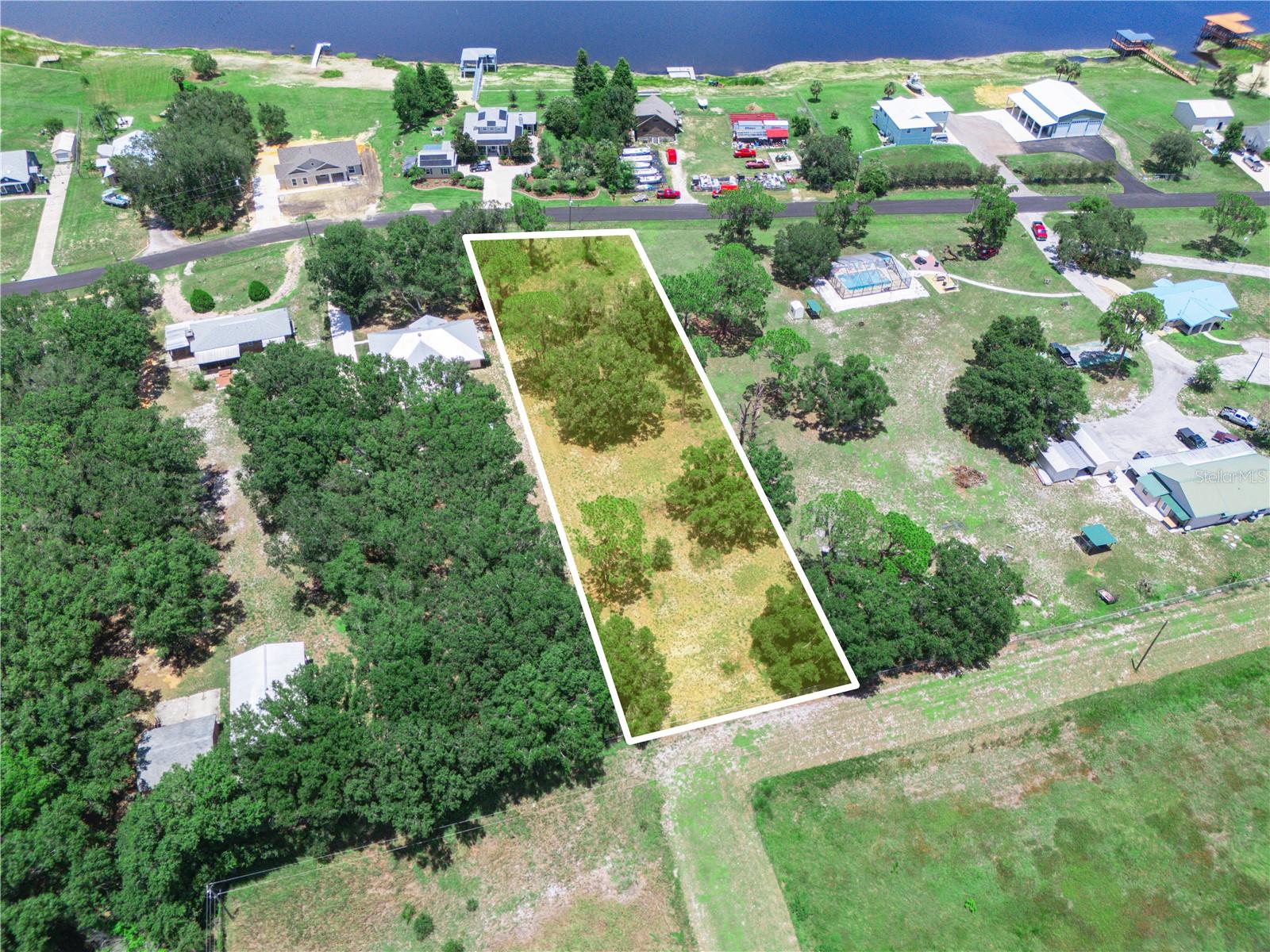 735 Keen Rd Property Photo 3