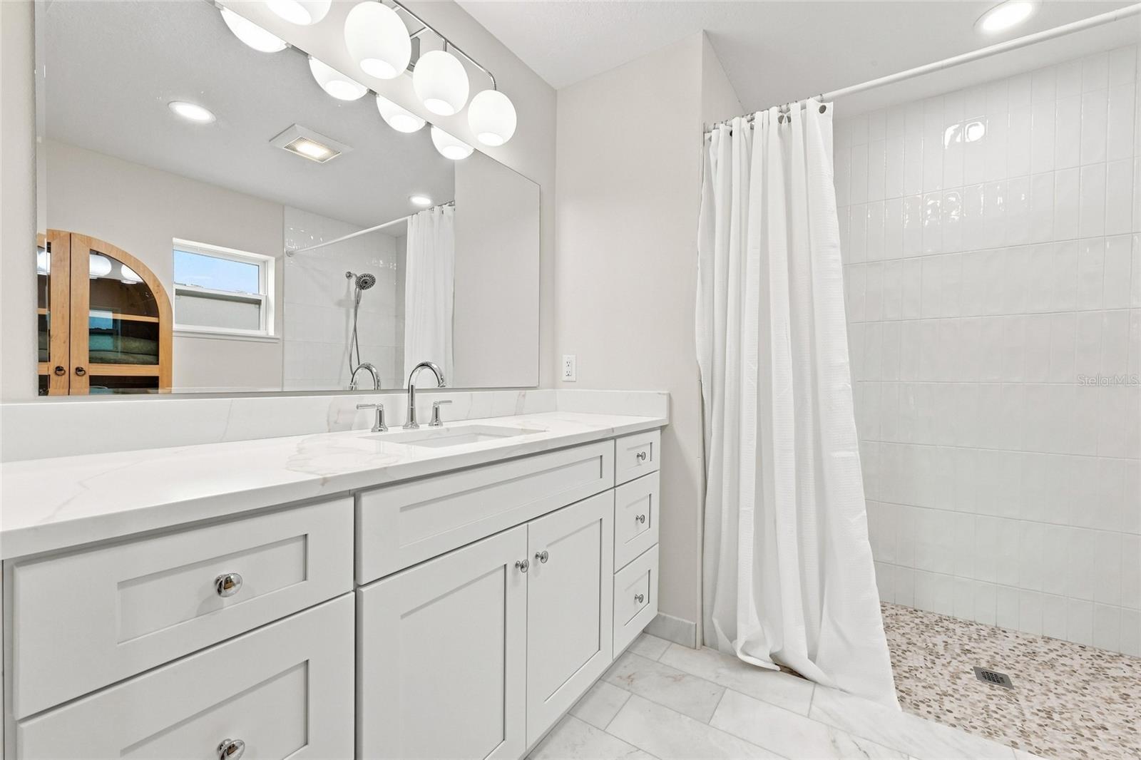 1315 Ne 342nd Trl Property Photo 24