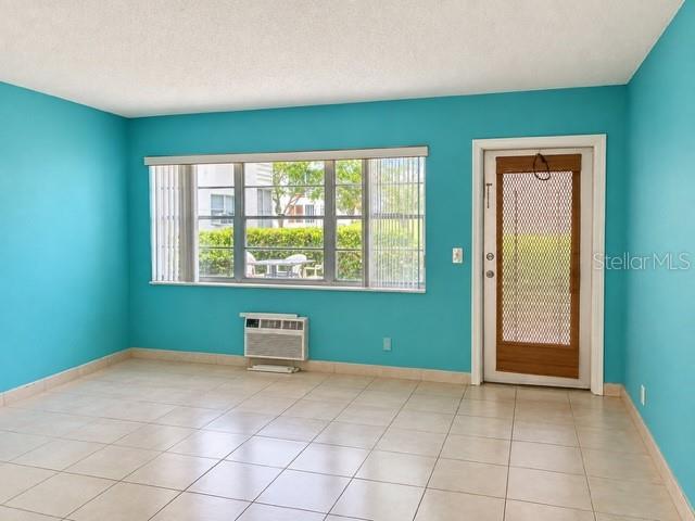 146 Camden G #146 Property Photo 1