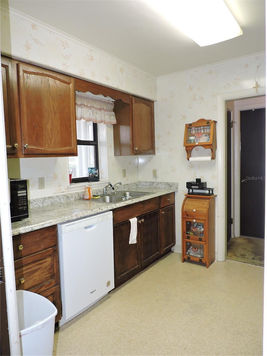 964 Ohlinger Rd Property Photo 8