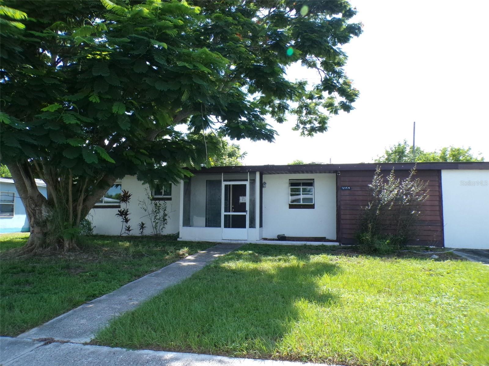 2464 DEEDRA ST Property Photo 1