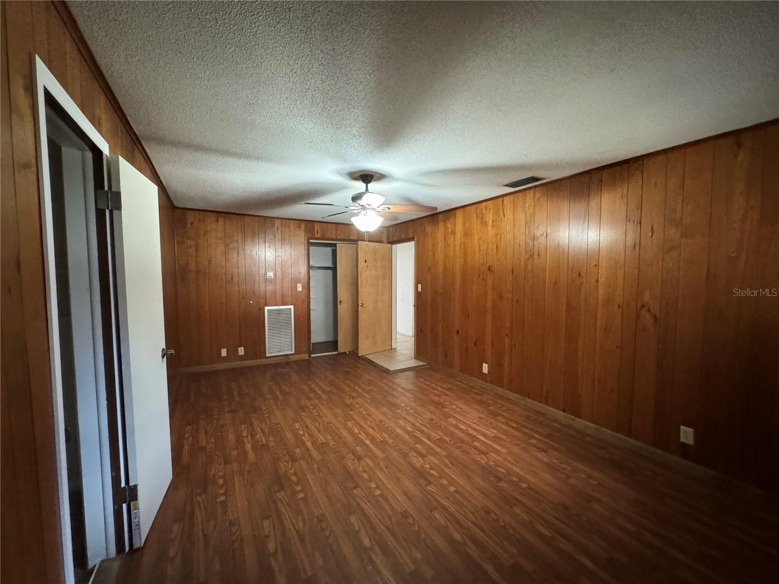 25 E St Property Photo 8