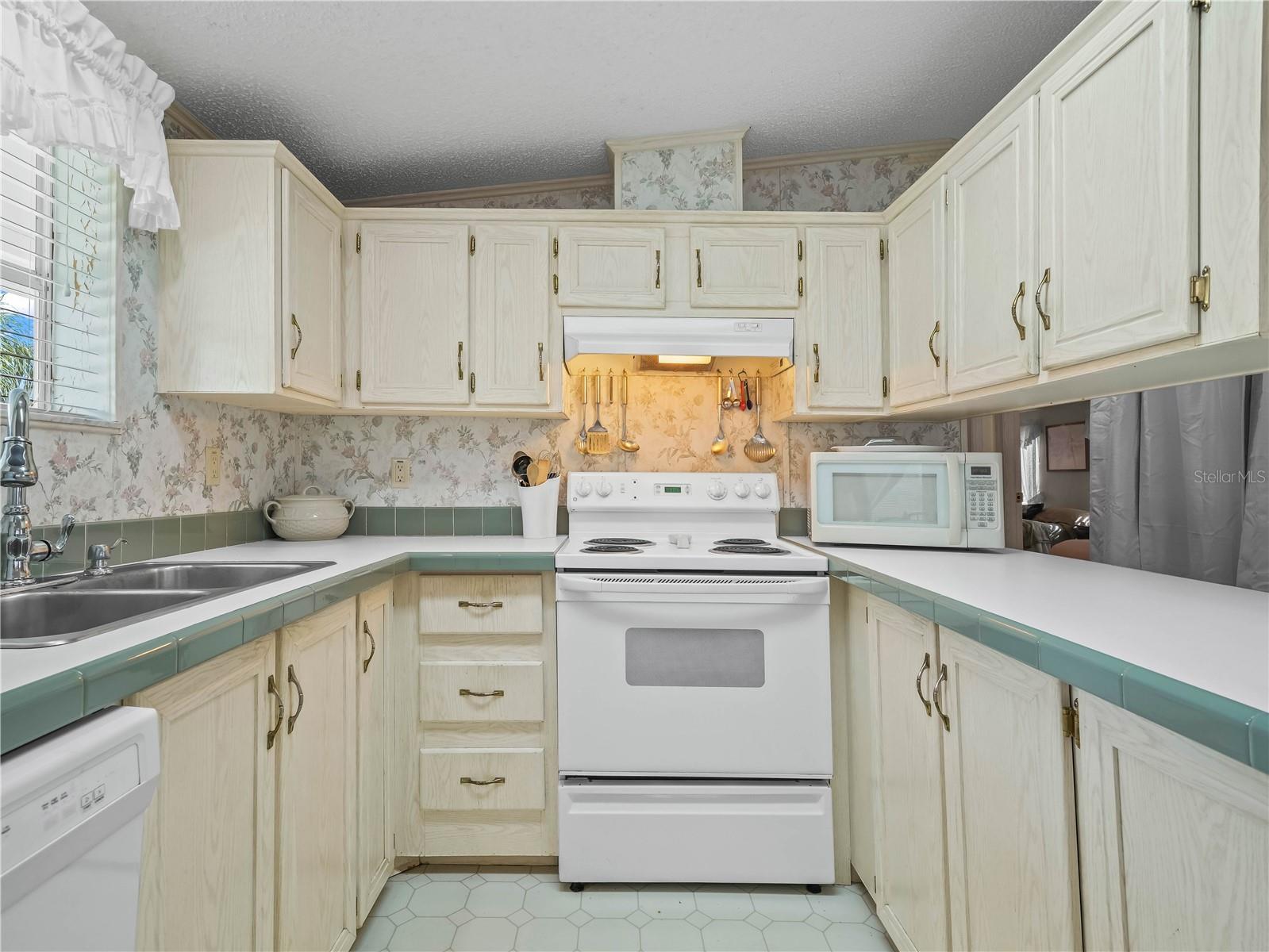 15 Pink Lady Ln Property Photo 12