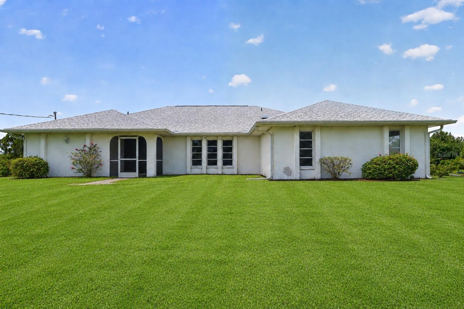 5300 Cypress Grove Property Photo 1