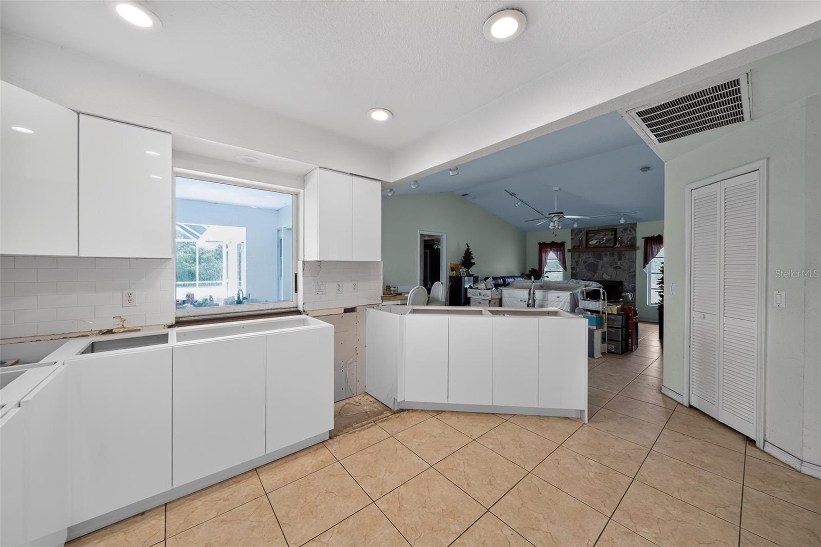 5300 Cypress Grove Property Photo 8