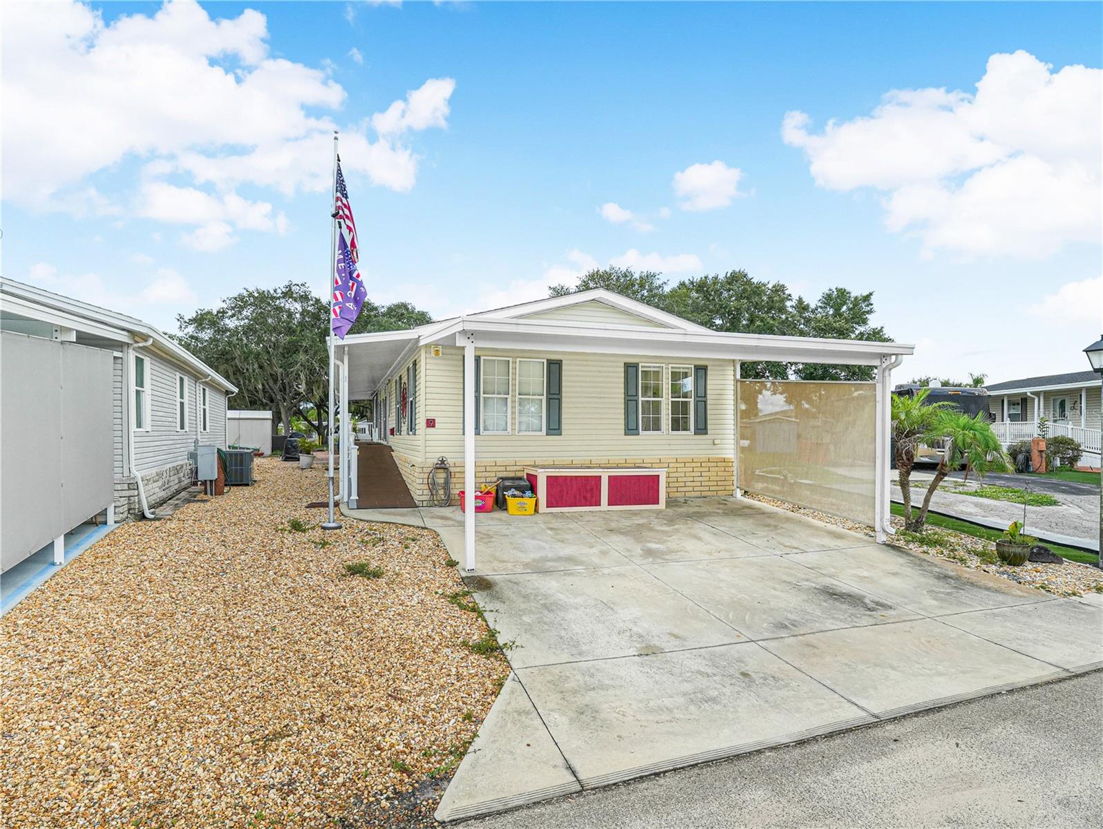 9 Silver Doctor Ln Property Photo 1