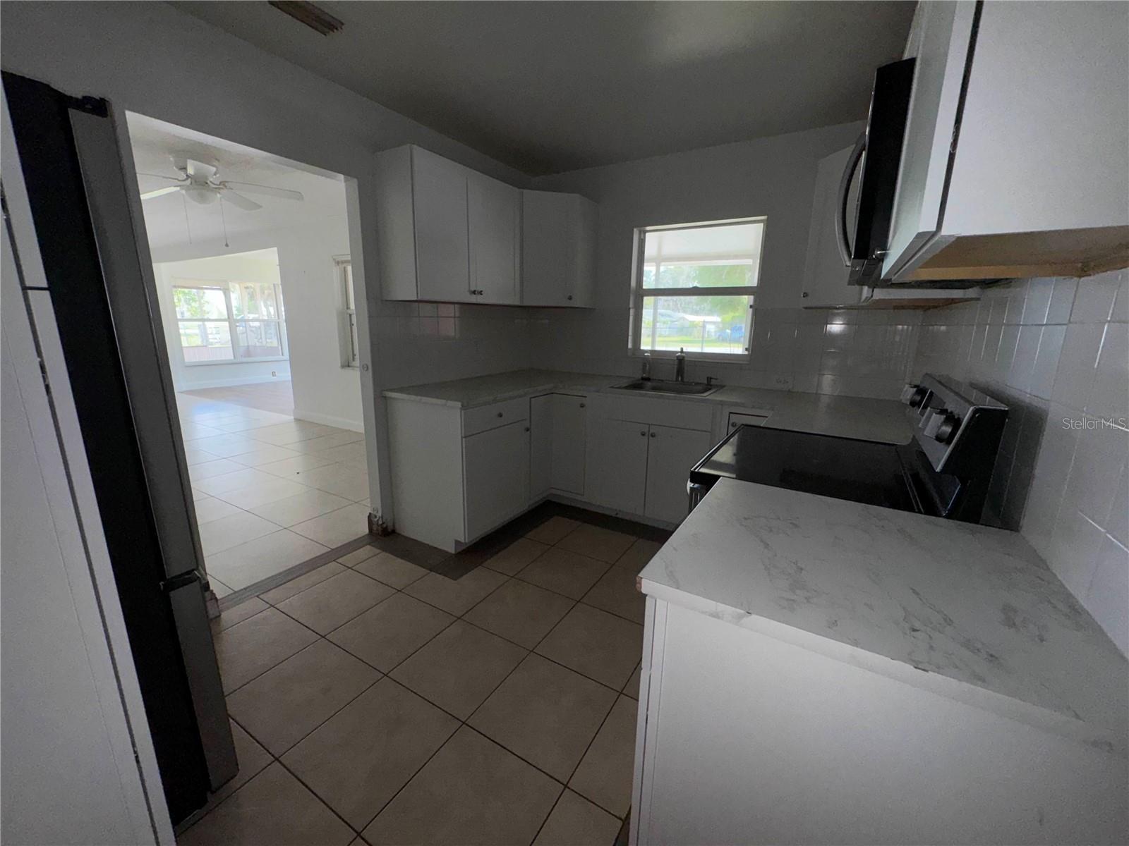 325 Chesney Blvd Property Photo 6