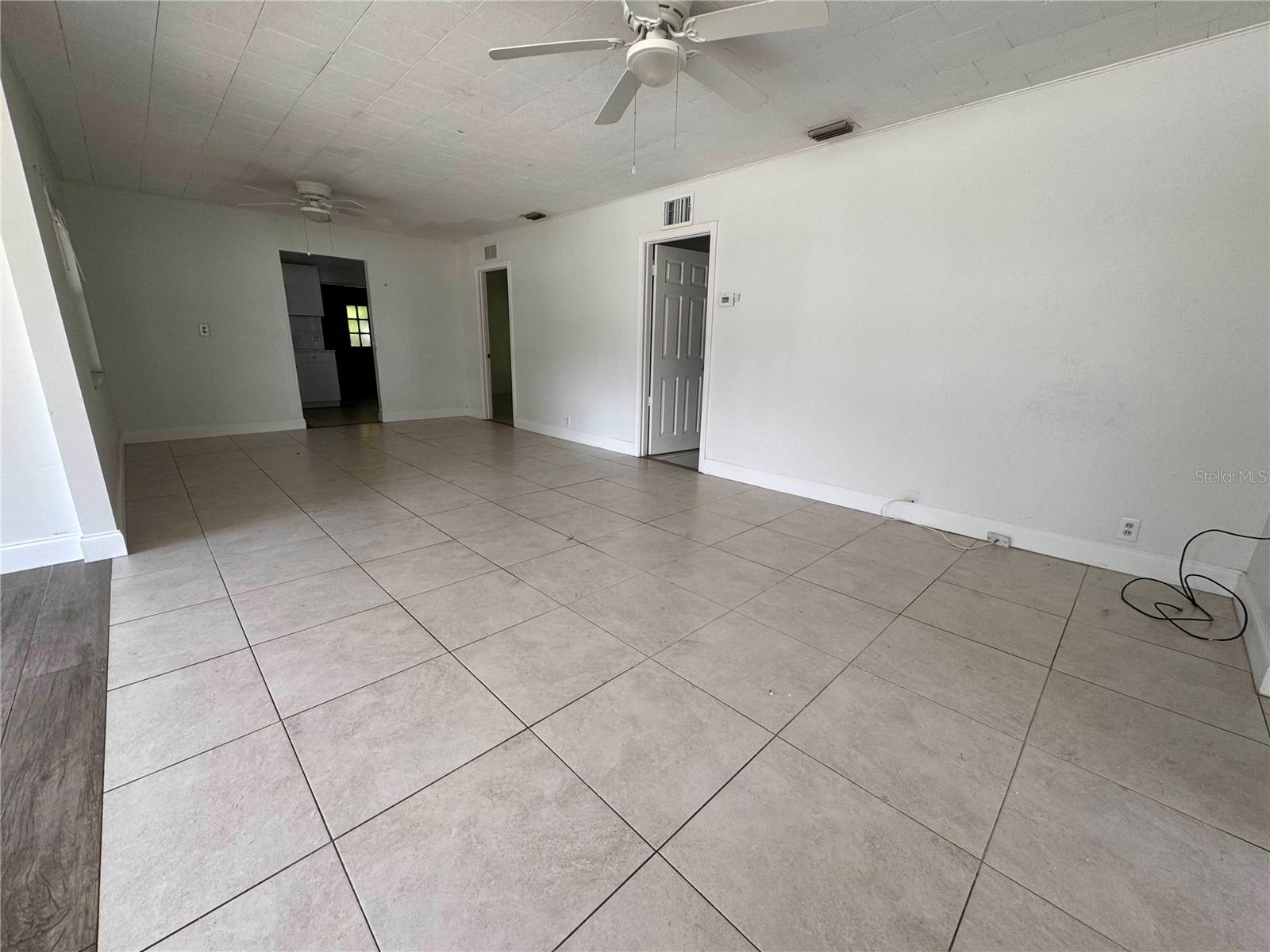 325 Chesney Blvd Property Photo 8