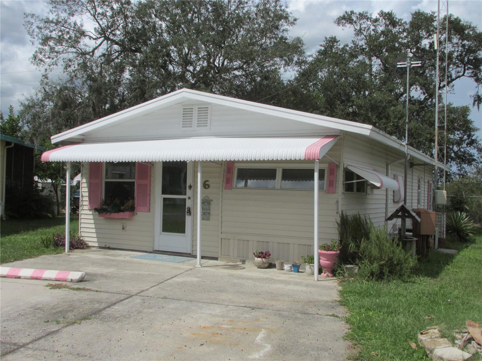 6 Pink Lady Ln Property Photo 1