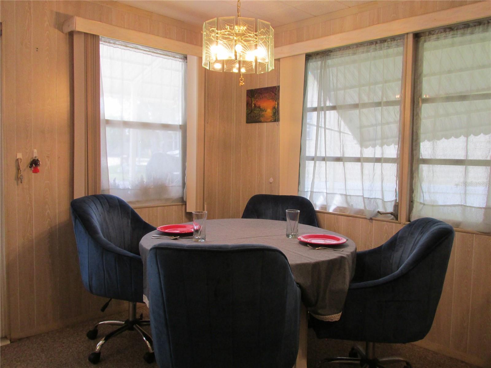 6 Pink Lady Ln Property Photo 3
