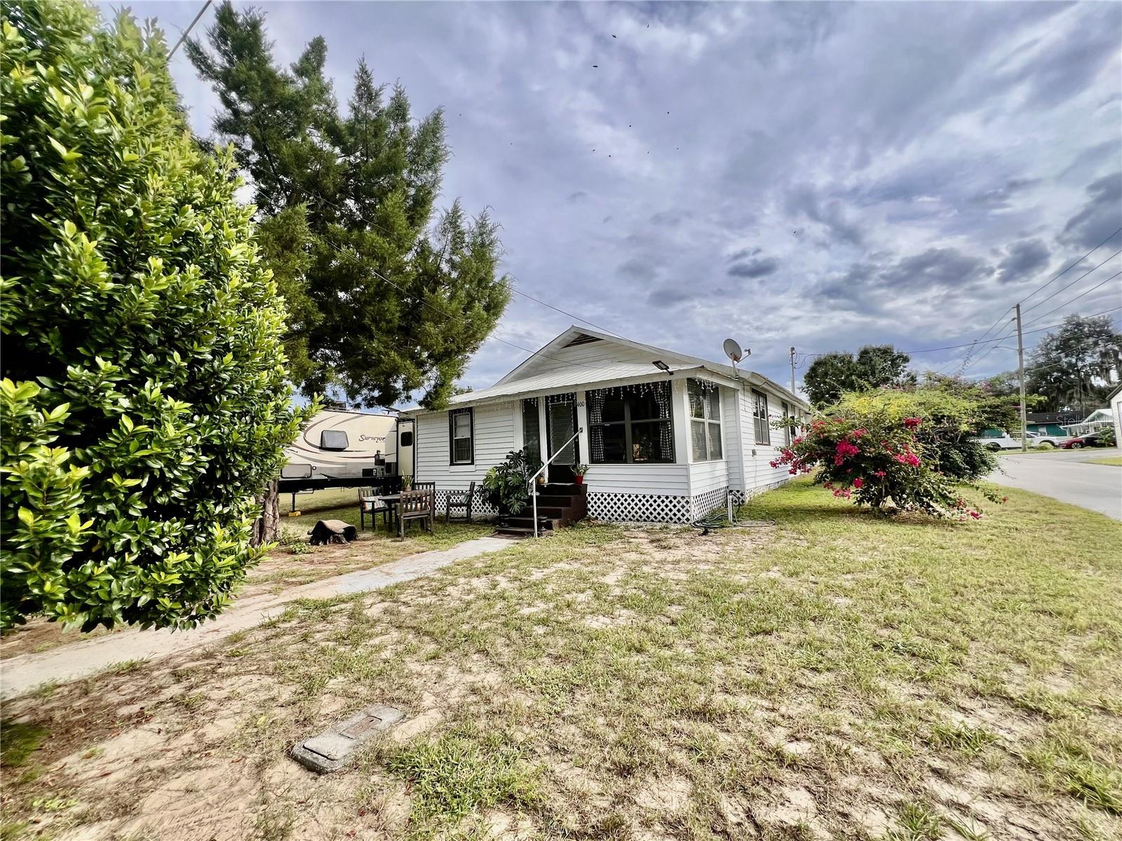 400 Virginia St Property Photo 1