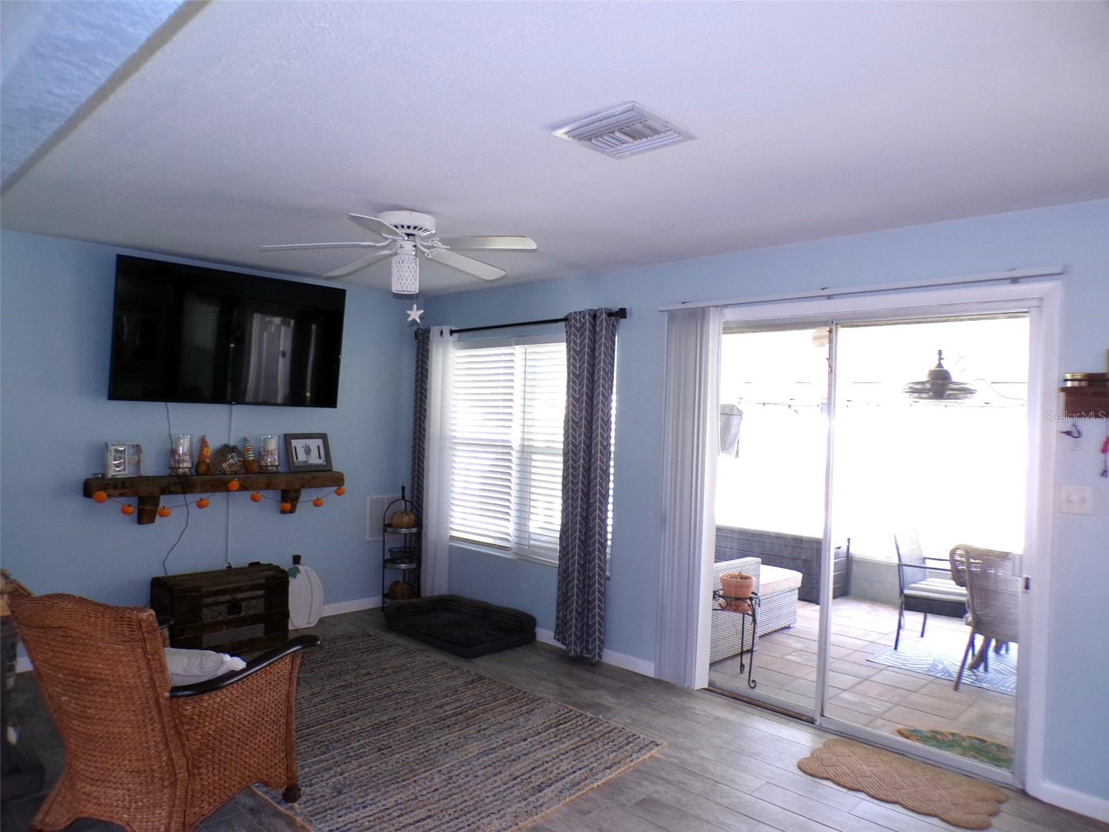 861 Conreid Dr Ne Property Photo 6