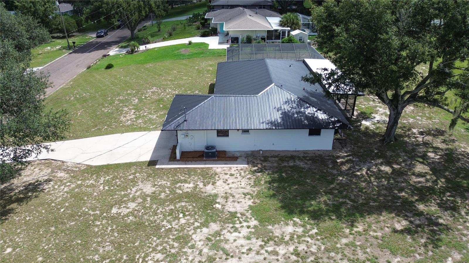 140 Britton St Property Photo 41
