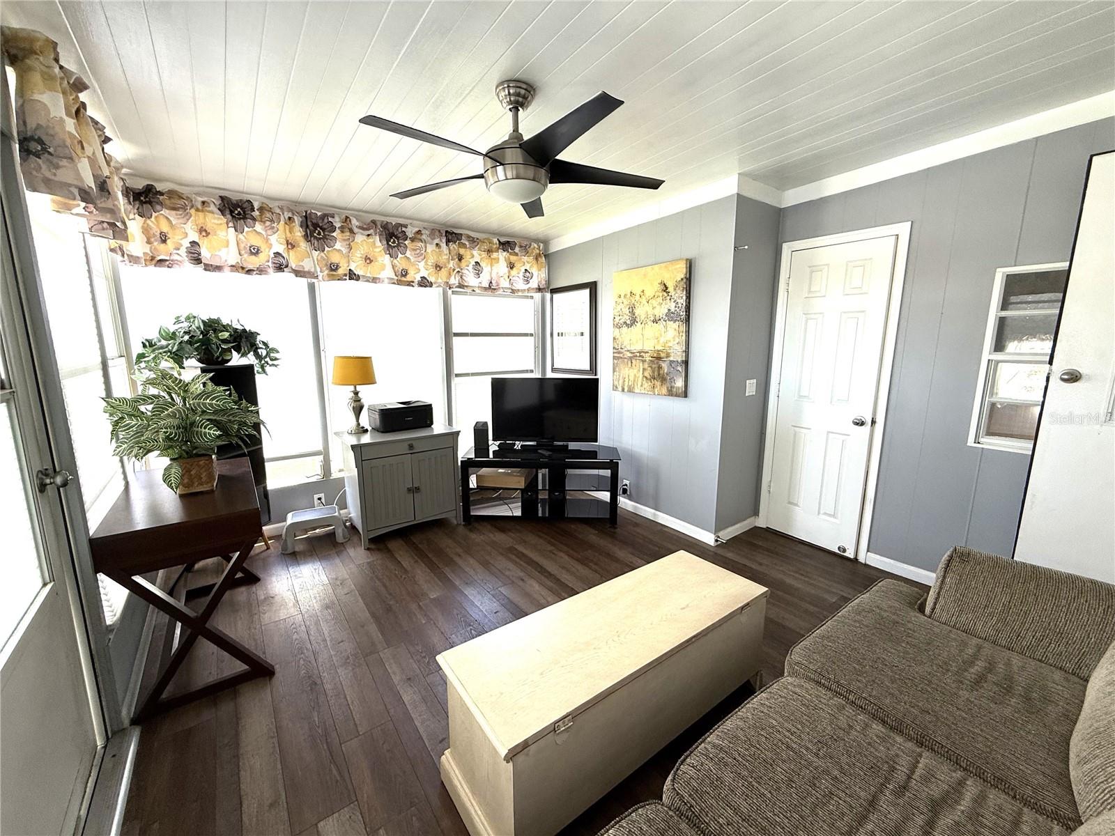 467 Pine Loop Property Photo 14