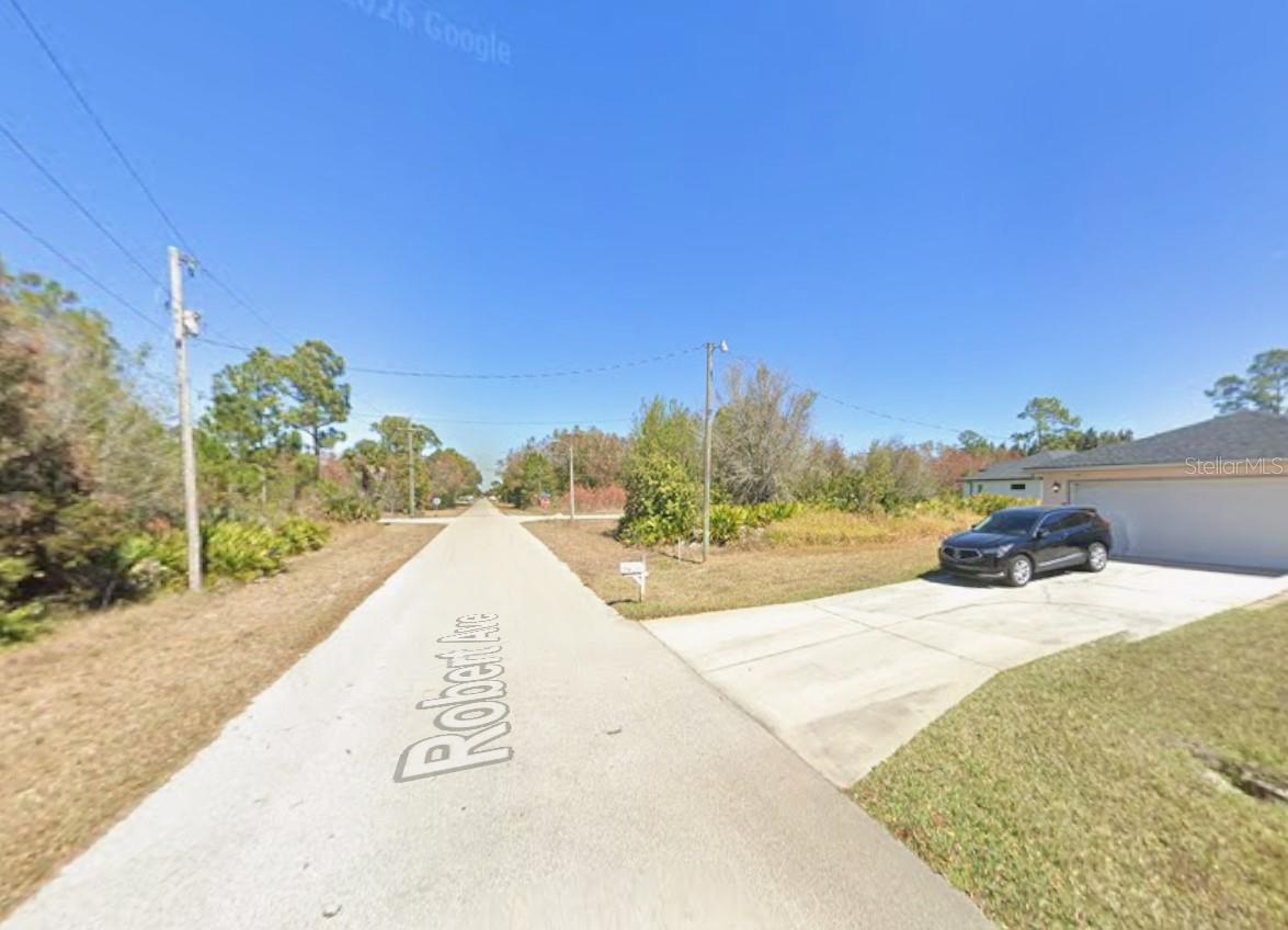 921 Robert Ave Property Photo 3