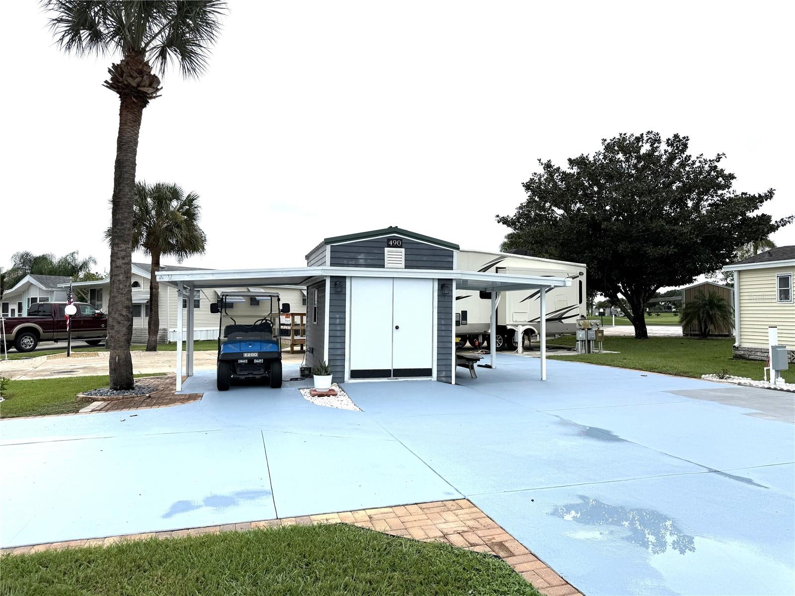490 PINE LOOP Property Photo 1