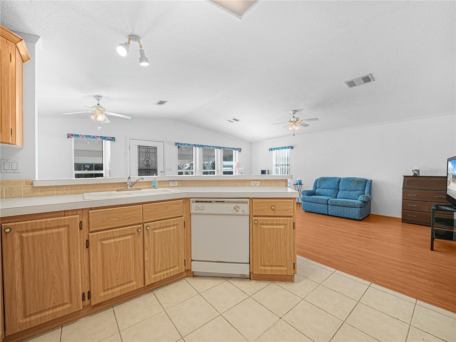 58 Silversides St Property Photo 15
