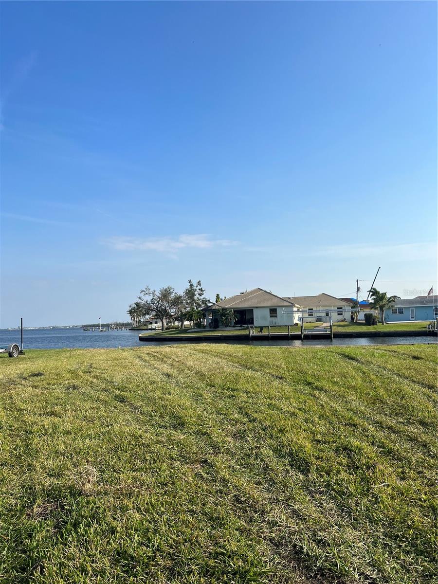 12437 Ran Ter Property Photo 13