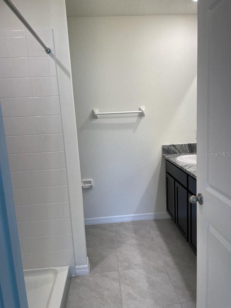 17017 Oval Rum Dr Drive Property Photo 6