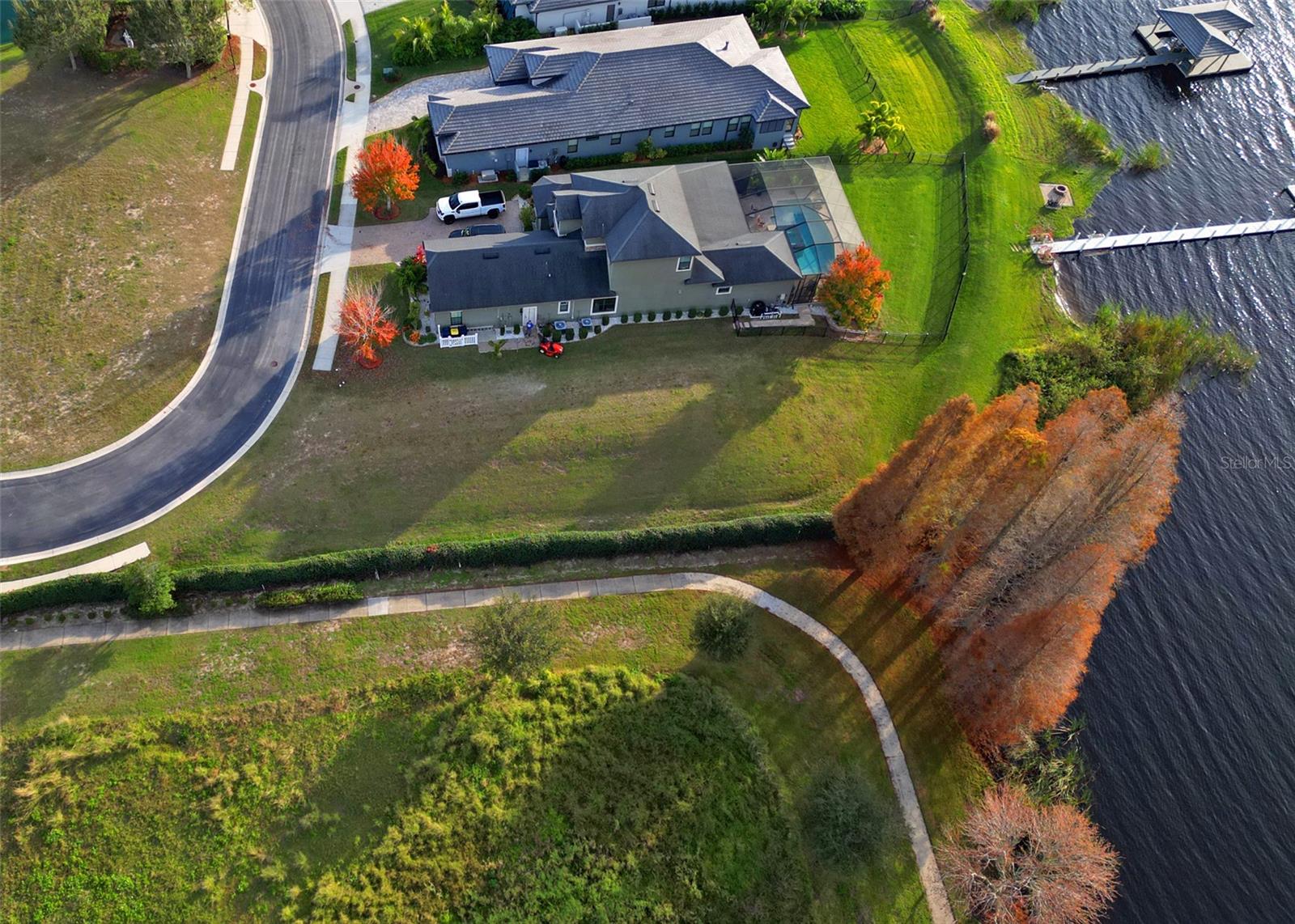 759 Waterfern Trail Dr Property Photo 9