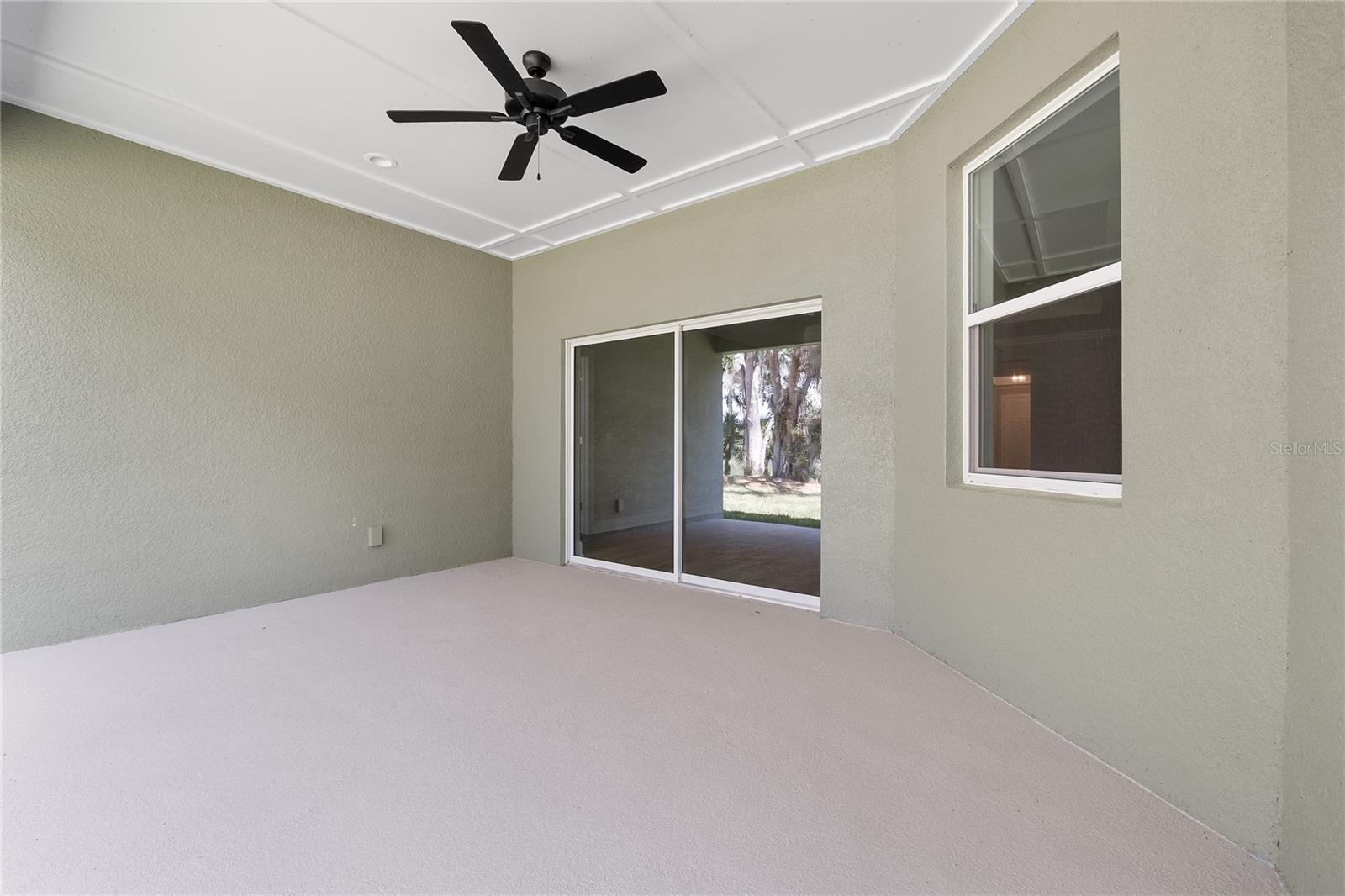 4537 Fairway Oaks Dr Property Photo 7
