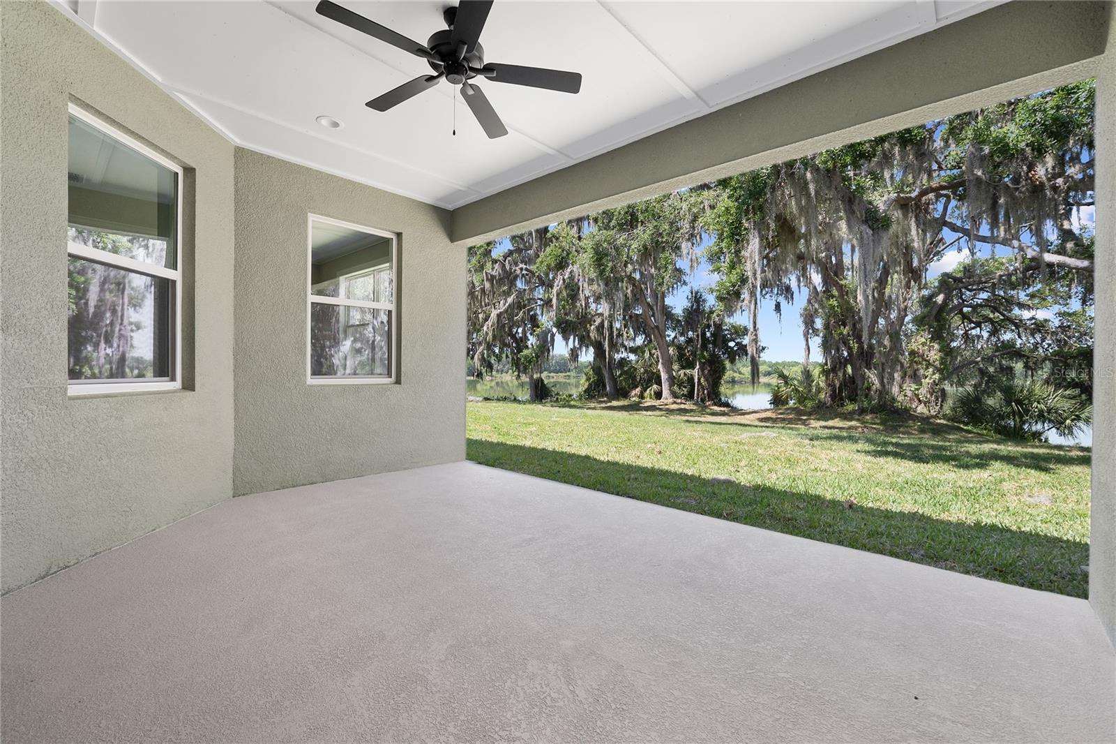 4537 Fairway Oaks Dr Property Photo 8