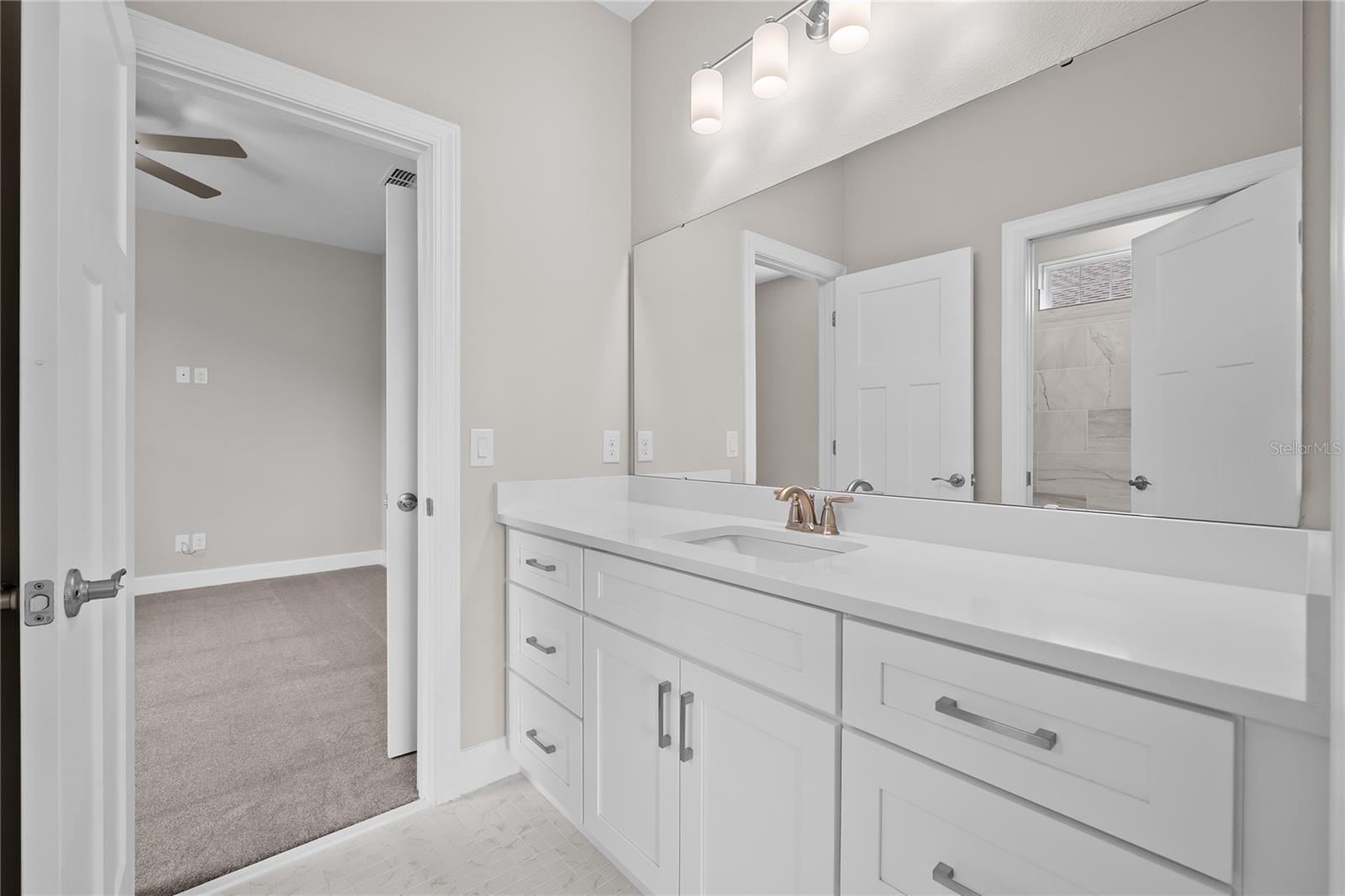 4537 Fairway Oaks Dr Property Photo 12