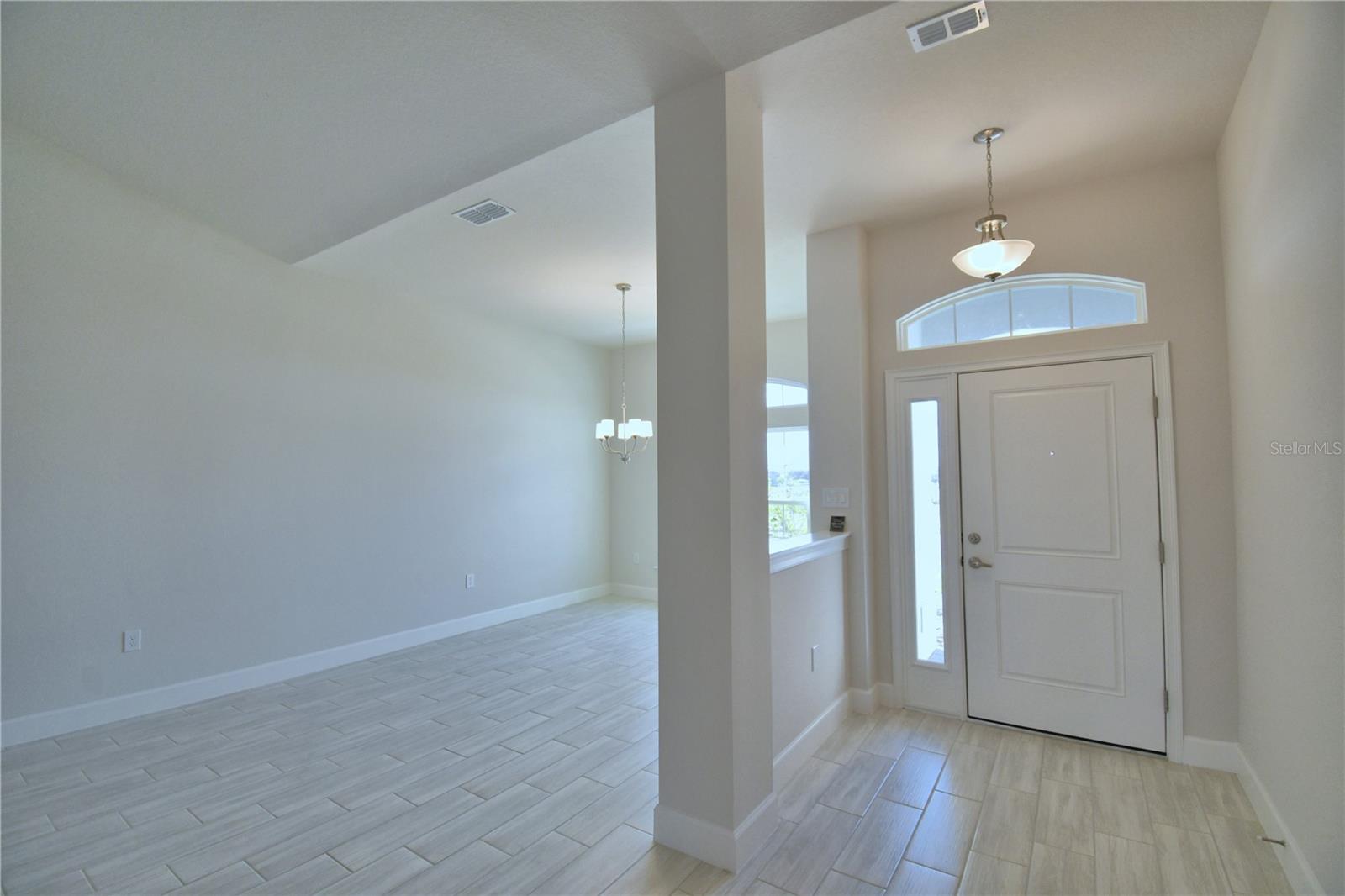 5280 Tennessee Ridge Ct Property Photo 4